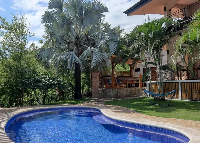 Casa Mimosa Poolside *